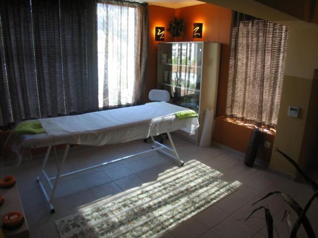 דבין Evridika Hotel מראה חיצוני תמונה